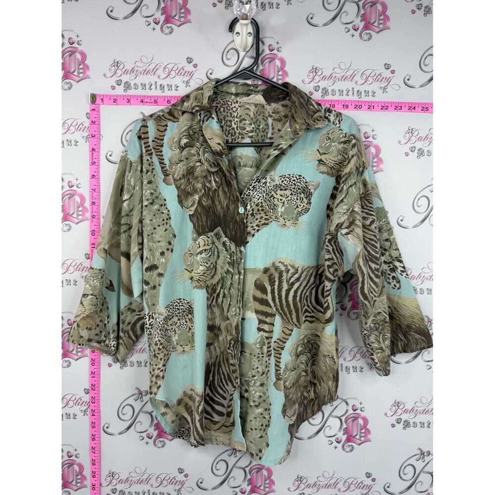 Oblique button up shirt Vintage Animal Print Button-Up Shirt in Aqua and Tan